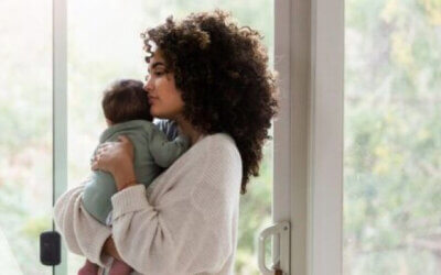 How Acupuncture Supports New Moms